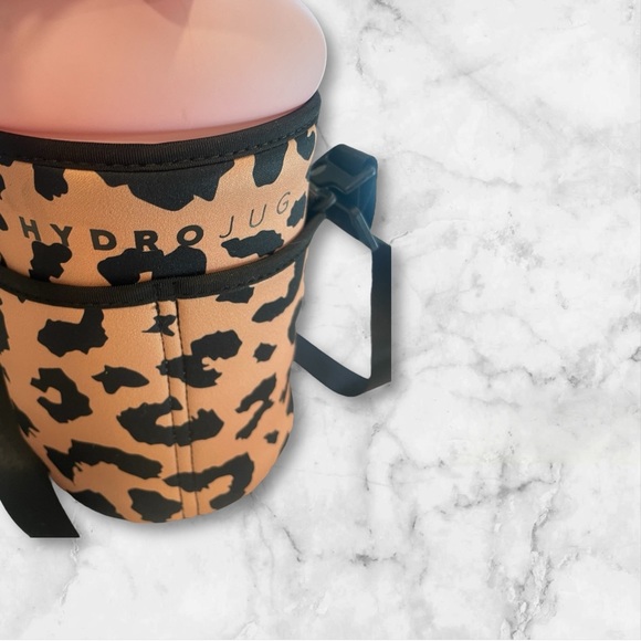 HydroJug Pink and leopard print - Picture 5 of 8